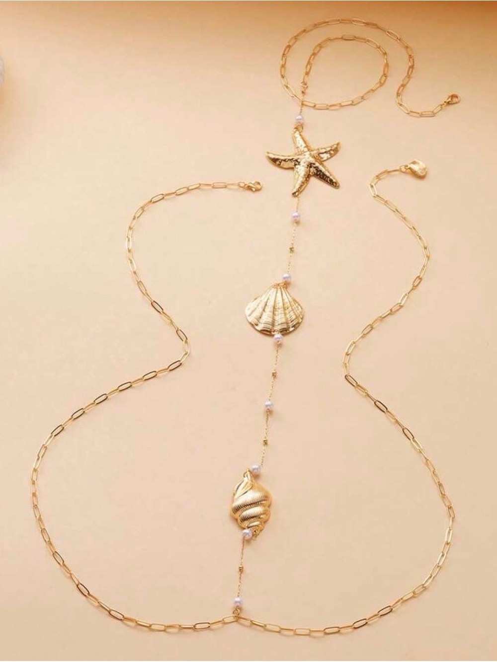 Gold Seashell Back-Chain Dress Accent